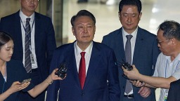 拘留期還剩3天 韓國檢方第三次對尹錫悅採取強制到案措施