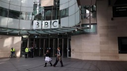 特朗普起訴BBC 索賠50億美元_fororder_eb9f102cdb2f426691e3c8a66c38f1f4