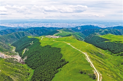 井爾梁高山草原景色壯美如畫_fororder_4093983_wt_1751817313218_b