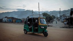 剛果（金）反政府武裝開始從東部重鎮烏維拉撤出