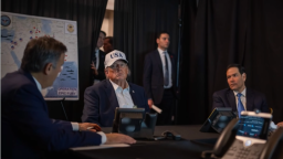 北美觀察丨“我知道是誰，但不能説”：哈梅內伊之後，特朗普心中的伊朗接班人