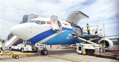 天津貨運航空開通南寧—達沃國際貨運航線_fororder_p4_b