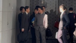 日本外務省官員離開中國外交部_fororder_5dafe05bb0d44163bccc9eac3f6db3b6