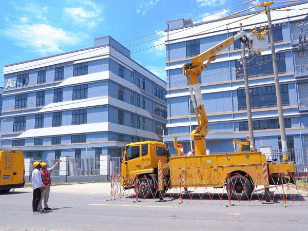 International Student in Huaian Experiences the Scorching “Trial by Fire” of Live-Line Operations_fororder_圖片3