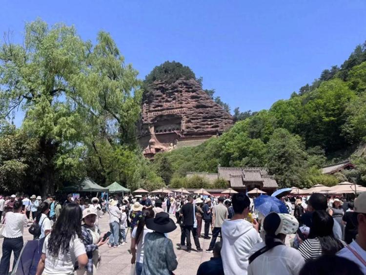 18萬！天水市麥積山大景區五一假期旅遊接待圓滿收官_fororder_麥積山景區