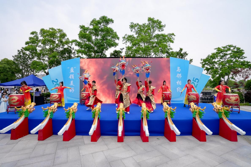Fragrant Zongzi and Dragon Boat Races: Neighborhood Culture Festival Kicks off in Yingpu Subdistrict, Qingpu District, Shanghai_fororder_圖片1