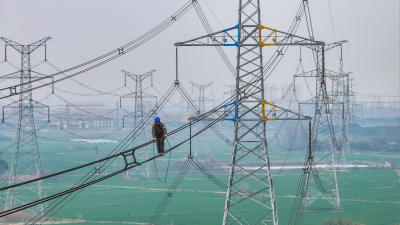 Huai'an, Jiangsu: Comprehensive Maintenance Underway on 500kV Transmission Line to Safeguard Stable Regional Grid Operation