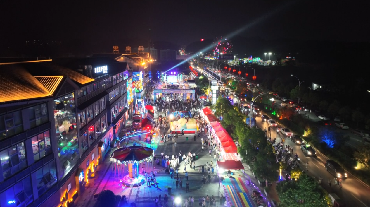 多元文旅體驗“五一”引爆湖南崀山文旅熱_fororder_8