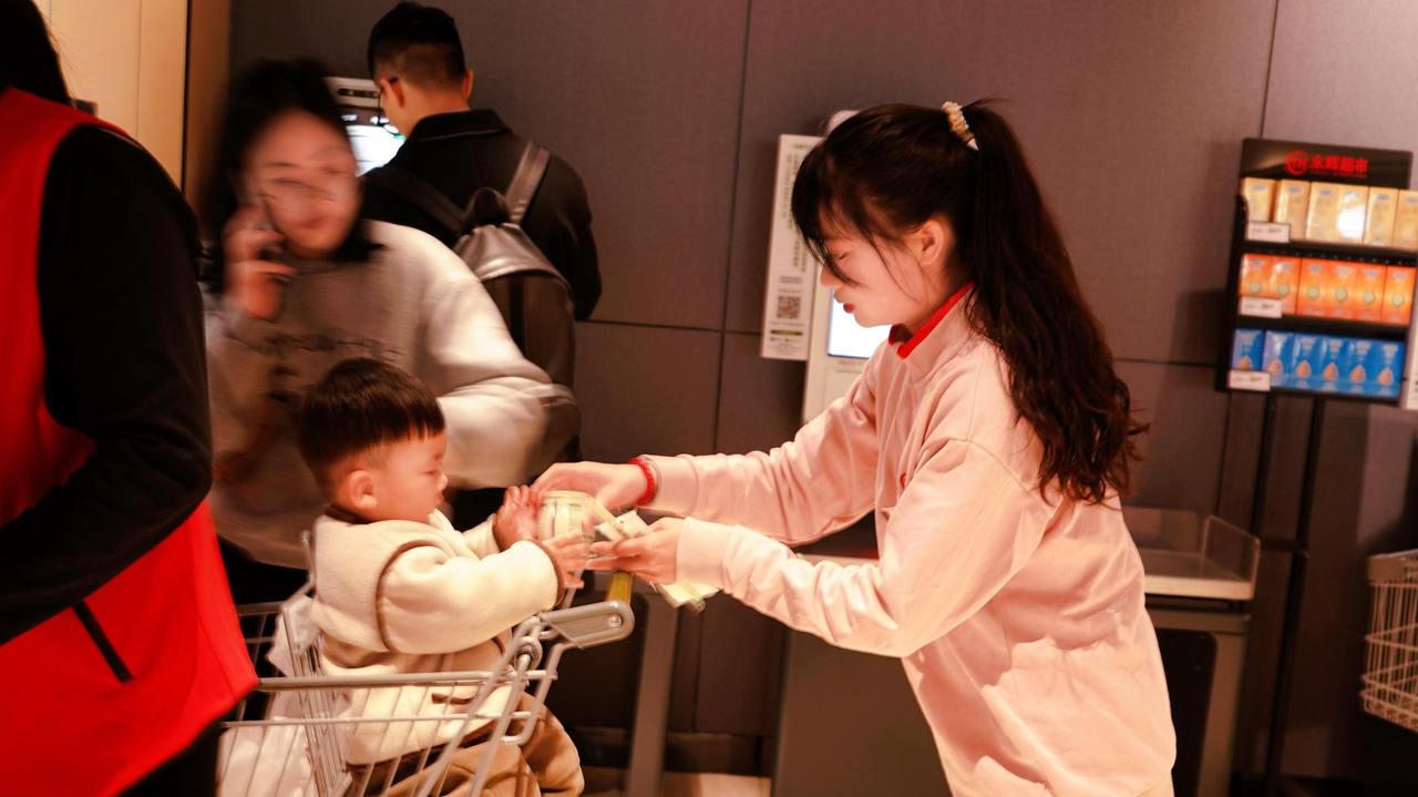 助力“首發經濟” 永輝溫州“學習胖東來”自主調改首店亮相龍灣萬達