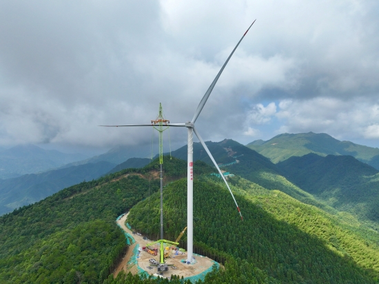 炎陵龍溪風電項目首批機組成功並網發電_fororder_微信圖片_20251011164823_6_197