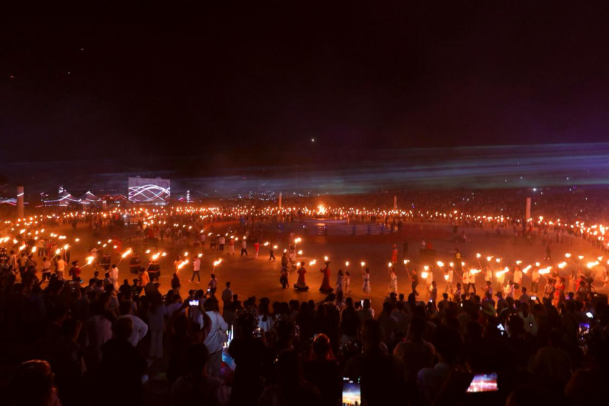 2025 Guizhou Yeyuhai·Haiping Yi Torch Festival Season in Full Swing_fororder_圖片5
