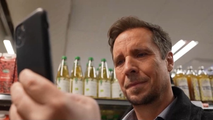 視頻丨美國持續覬覦格陵蘭島 丹麥民眾借“抵制美貨”表達不滿_fororder_57ac0ed00afc4052b68540ae778a9f86