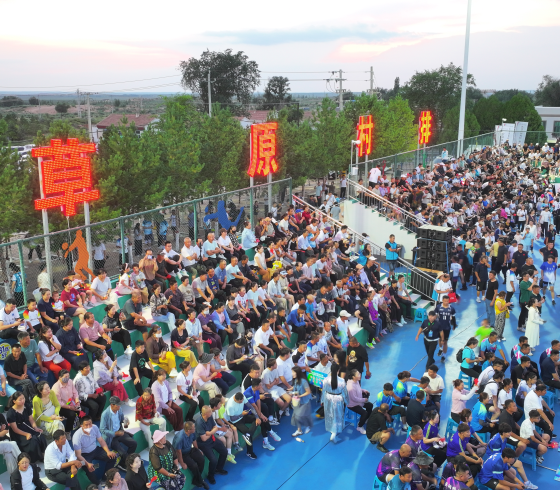 鄂爾多斯草原村排全市農牧民排球邀請賽開賽