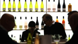 極端天氣頻發 全球葡萄酒連續三年“低産”