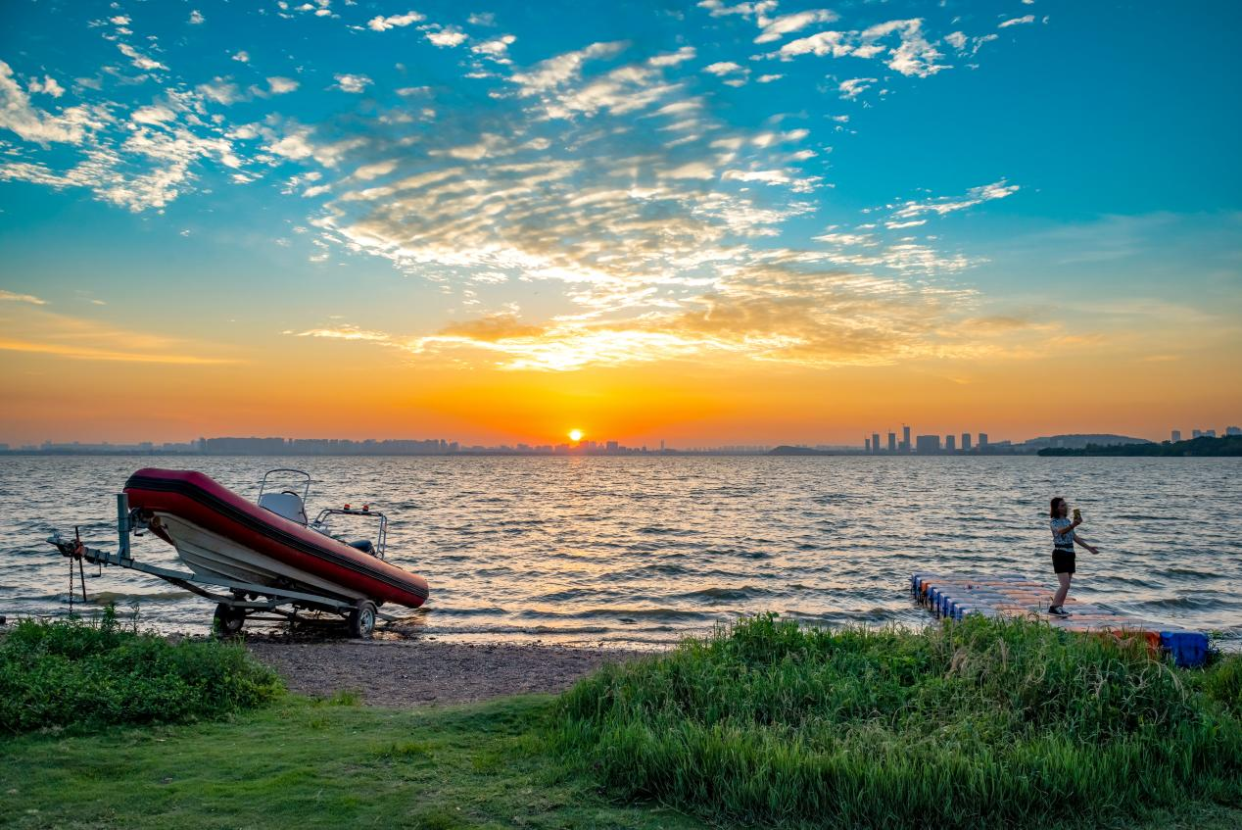 Wuhan's Lakeside Innovation: How Asia's Largest Urban Lake Emerges as a Global Hub for Youth Innovators_fororder_圖片7