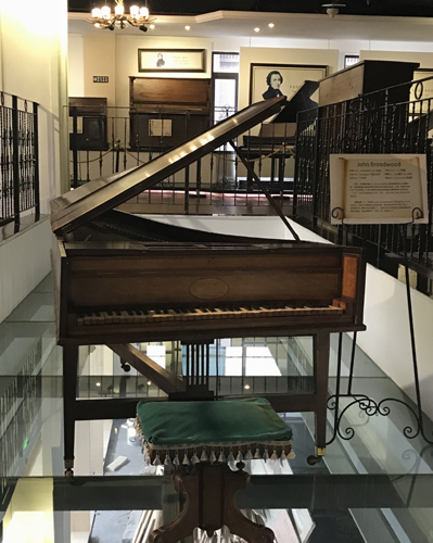 藝術的高地 音樂的殿堂 ——專訪重慶黃桷坪鋼琴博物館的館長葉浩