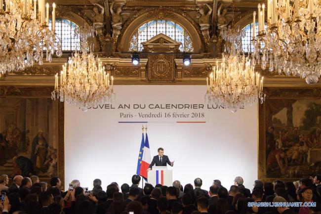 Macron garantiza más esfuerzos en favor bienestar comunidad asiática en Francia