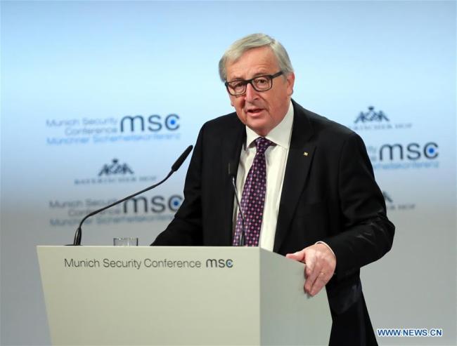Juncker est favorable à la simplification du processus décisionnel de l'UE concernant les politiques de défense et de sécurité