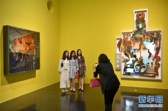 Dans le cadre du Festival culturel sino-français Croisements 2018, une exposition a ouvert ses portes le 14 mai au musée d’arts de l’université Tsinghua, présentant au public des œuvres de dix artistes nommés pour le Prix Marcel Duchamp 2018.