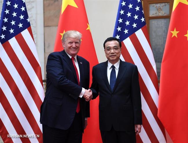 Ли Кэцян встретился с президентом США Д. Трампом