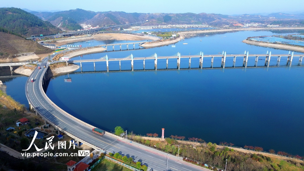 Tanah Paya Tasik Yunyang, Tempat Keramat Ikan dan Burung