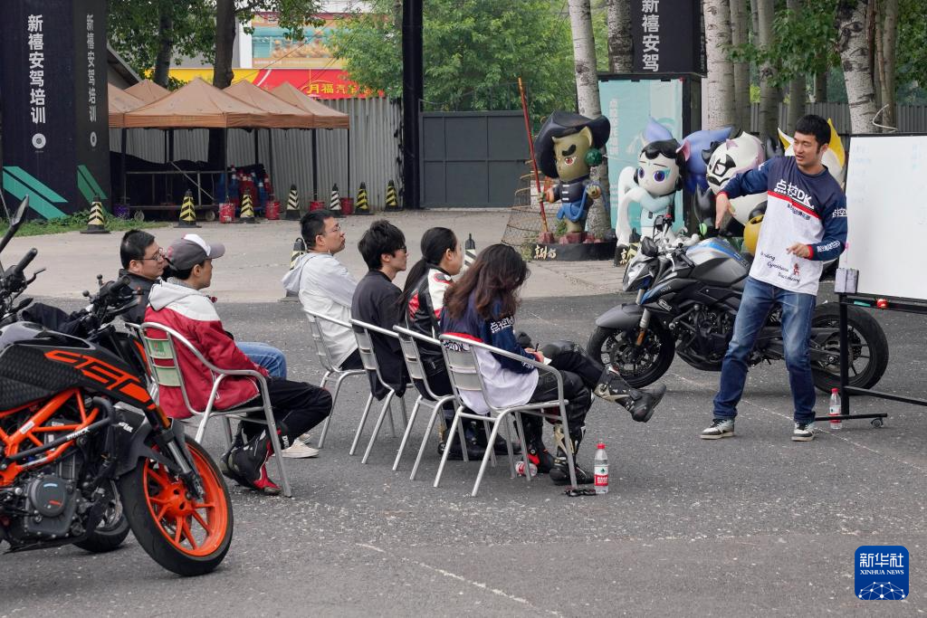Ikuti Latihan demi Mahir Menunggang Motorsikal