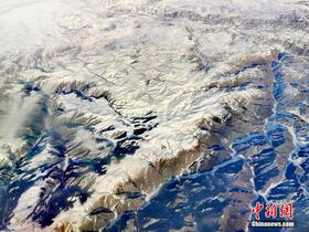 Gunung Tianshan Bak Lukisan