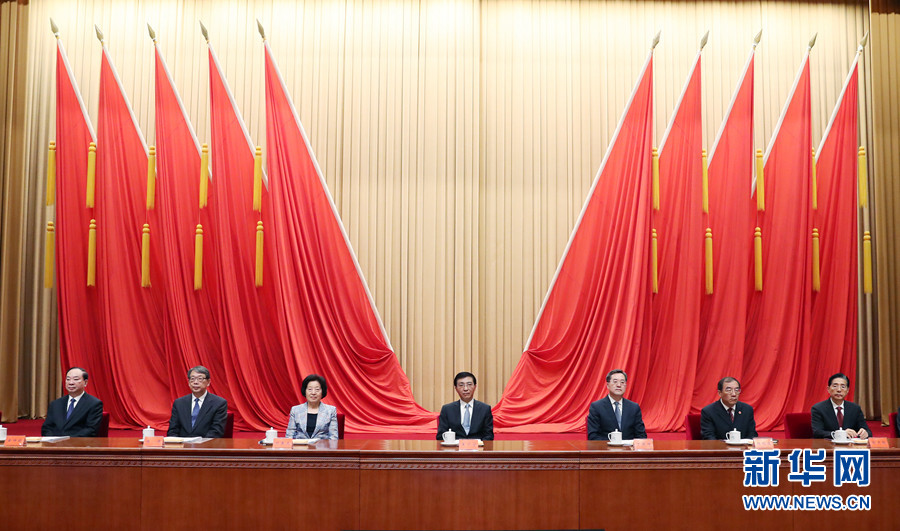 習近平致信祝賀全國青聯十三屆全委會全國學聯二十七大召開 習近平致信祝賀全國青聯十三屆全委會全國學聯二十七大召開