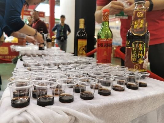 兩岸特色年貨組團登鷺 區域公共品牌廈門“競秀” 兩岸特色年貨組團登鷺 區域公共品牌廈門“競秀”