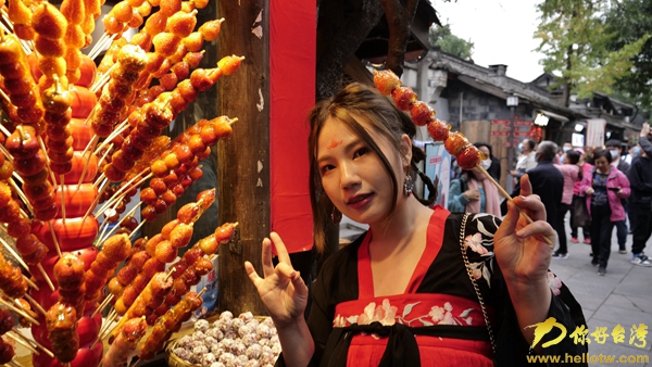 青春online行兩岸進行時 走進成都武侯祠感受三國韻味 青春online行兩岸進行時 走進成都武侯祠感受三國韻味