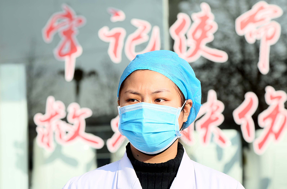 48小時,13省市近6200名醫護人員馳援武漢 48小時,13省市近6200名醫護人員馳援武漢