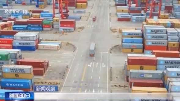 貿易回暖“一箱難求” 上海港集裝箱吞吐量刷新月度紀錄 貿易回暖“一箱難求” 上海港集裝箱吞吐量刷新月度紀錄