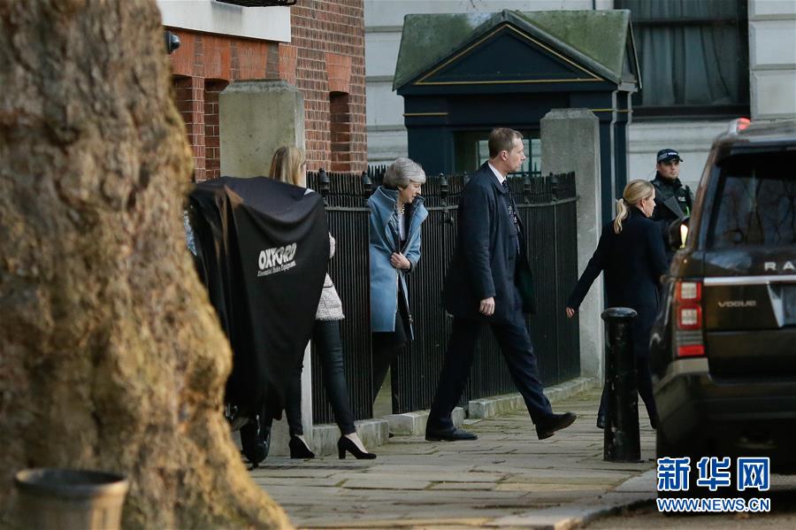 英國議會下院否決首相“脫歐”動議 英國議會下院否決首相“脫歐”動議