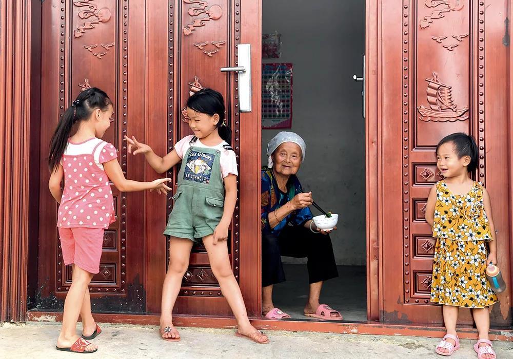 鄉村振興:“三農”工作重心的歷史性轉移 鄉村振興:“三農”工作重心的歷史性轉移