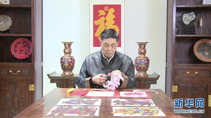 “犇”向新的春天——“NEW”年感“牛”氣 “犇”向新的春天——“NEW”年感“牛”氣