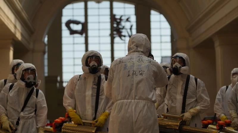 堪比大片!武漢漢口火車站全面消殺 堪比大片!武漢漢口火車站全面消殺