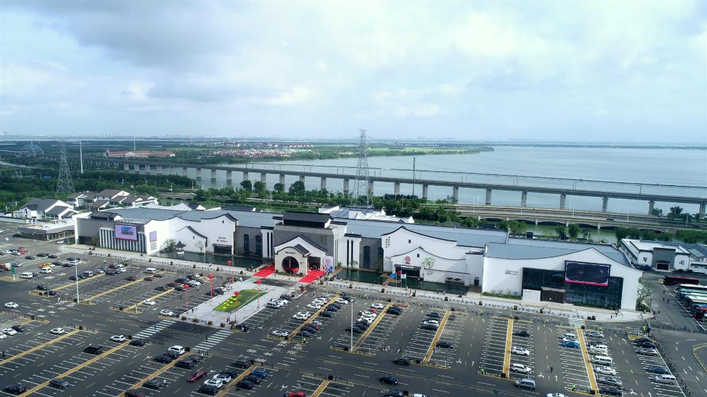 沿著高速看中國丨美好生活在路上——“打卡”滬寧高速網紅服務區 沿著高速看中國丨美好生活在路上——“打卡”滬寧高速網紅服務區