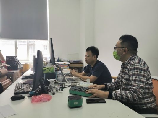 在廈臺企復工記(三)數學博士和他的“智慧編程小車” 在廈臺企復工記(三)數學博士和他的“智慧編程小車”