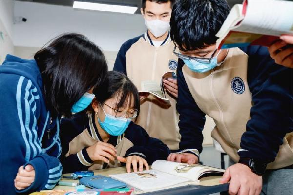 【新聞頻道】新府學高中部打造高考、留學雙升學體系,將文體和外語特色融入學校基因 【新聞頻道】新府學高中部打造高考、留學雙升學體系,將文體和外語特色融入學校基因