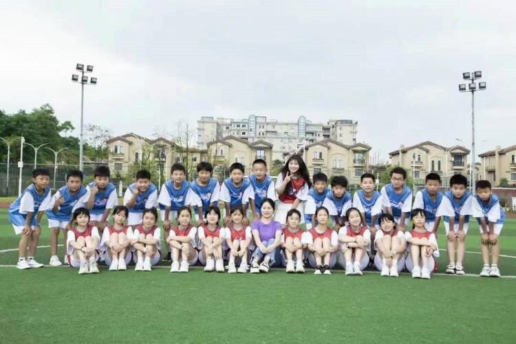 【教育頻道】校長來了丨博實樂花溪碧桂園國際學校校長胡月潔:三大課程體系結合 助力學生個性化成長 【教育頻道】校長來了丨博實樂花溪碧桂園國際學校校長胡月潔:三大課程體系結合 助力學生個性化成長_fororder_4