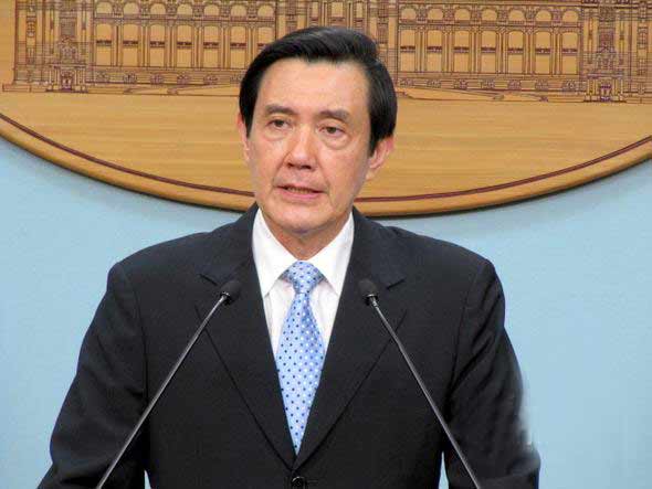 民眾遭約談掩面痛哭 馬英九:打壓言論自由非常可恥 民眾遭約談掩面痛哭 馬英九:打壓言論自由非常可恥