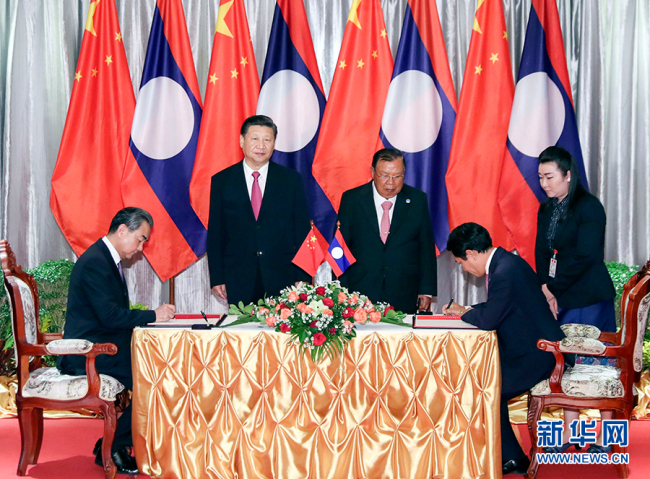 Си Цзиньпин вновь встретился с генеральным секретарем ЦК НРПЛ, президентом Лаоса Буннянгом Ворачитом
