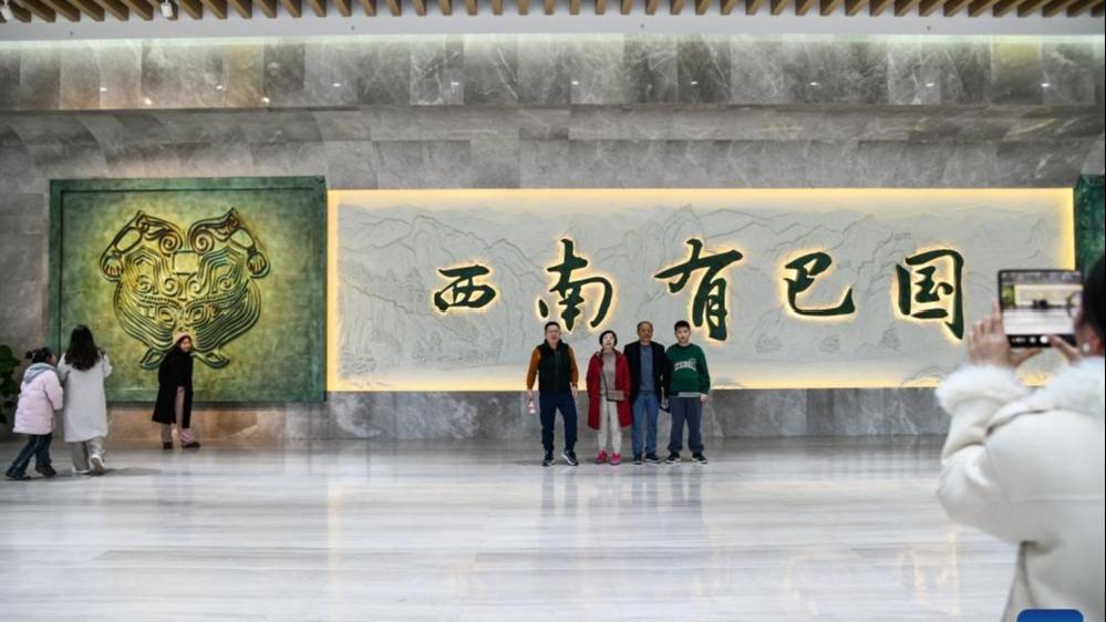 بازدید مردم چین از موزه‌ها در تعطیلات عید بهارا
