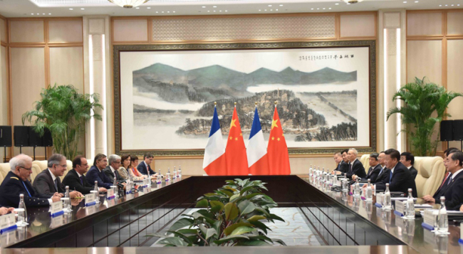 8  Le président chinois Xi Jinping a rencontré le 5 septembre son homologue français François Hollande, ayant participé au Sommet du G20 à Hangzhou.