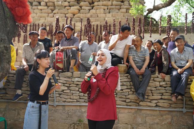 La chanson interprétée par un Egyptien résonne dans un village chinois