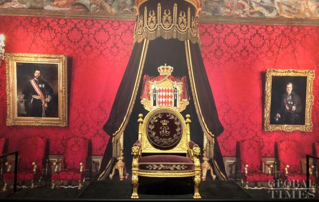 La cérémonie d'ouverture de l'exposition « Prince et Princesse de Monaco – Les débuts d'une dynastie européenne » le 6 septembre à la Porte du Méridien du Musée du Palais -plus connu sous le nom de Cité Interdite- à Beijing. L'exposition a ouvert ses portes au public le 7 septembre.