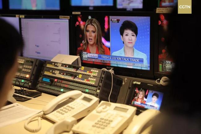 Телеведущие Китая и США провели «диалог через океан»