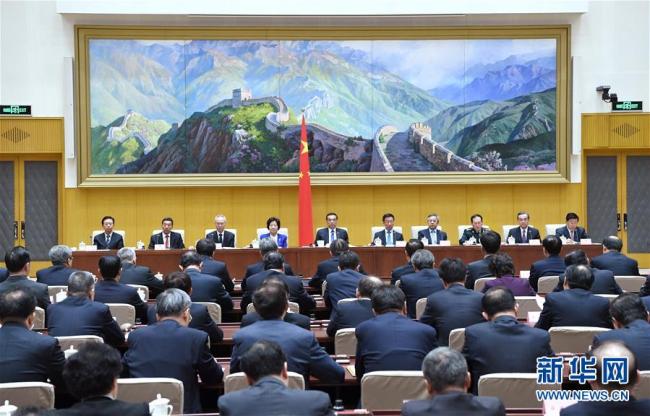 چینی وزیر اعظم کا اعلیٰ معیاری ترقی کے لیے اقتصادی تعمیر نو پر زور