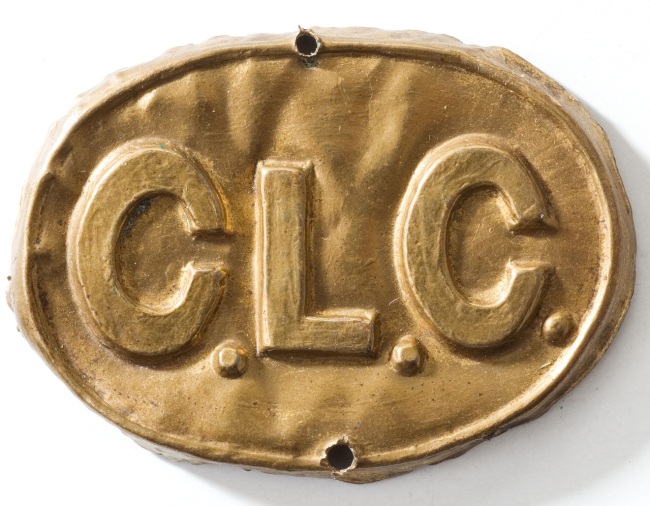 The cap badge of the Chinese Labour Corps [Photo: Flanders Fields Museum]