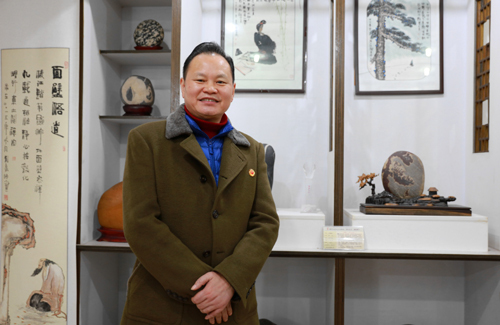  一生與石結緣 終身其樂無窮 ——專訪重慶長江石文化藝術博物館館長劉昌沛